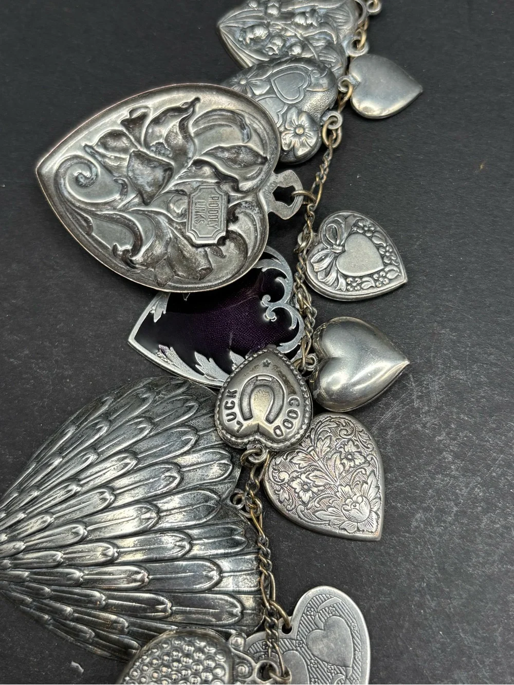 Vintage Pididdly Links Silver Heart Charm Locket Statement Necklace 24”